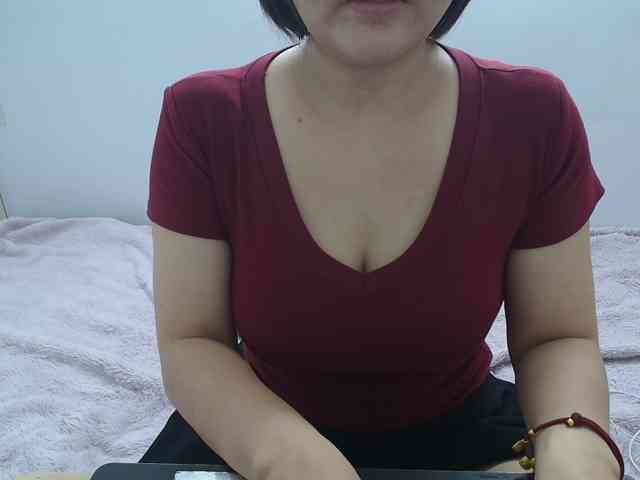 ElenaSex90 webcam