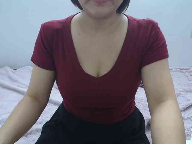 ElenaSex90 webcam