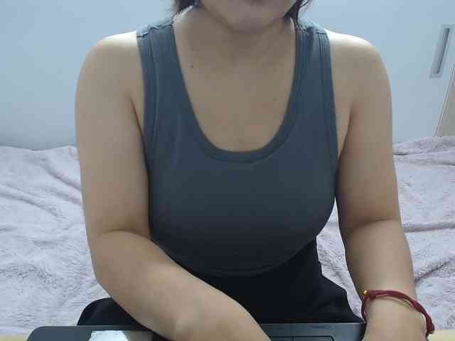 ElenaSex90 webcam