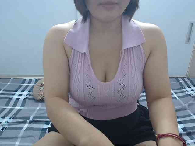ElenaSex90 webcam