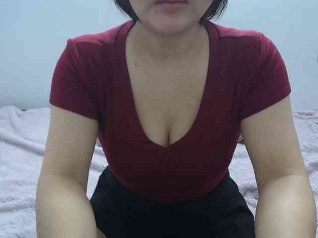 ElenaSex90 webcam