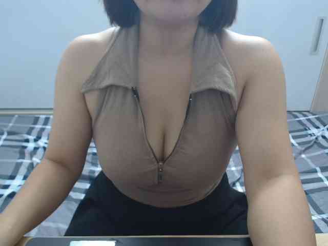 ElenaSex90 webcam