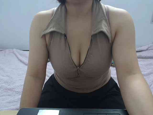 ElenaSex90 webcam