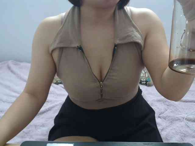 ElenaSex90 webcam