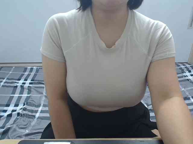 ElenaSex90 webcam