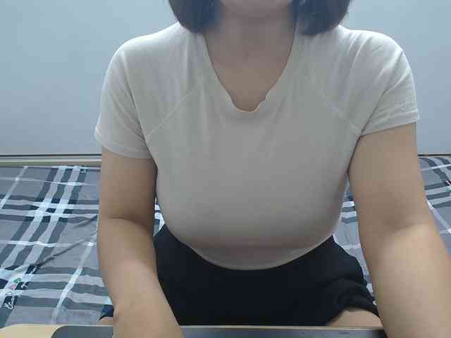 ElenaSex90 webcam