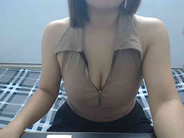 ElenaSex90 webcam