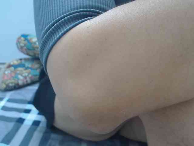 ElenaSex90 webcam