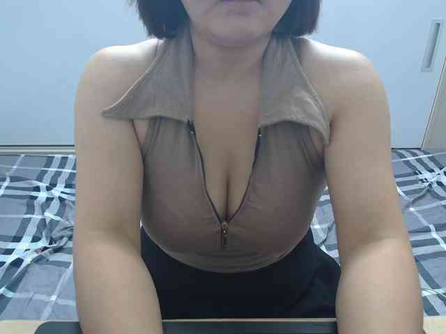ElenaSex90 webcam