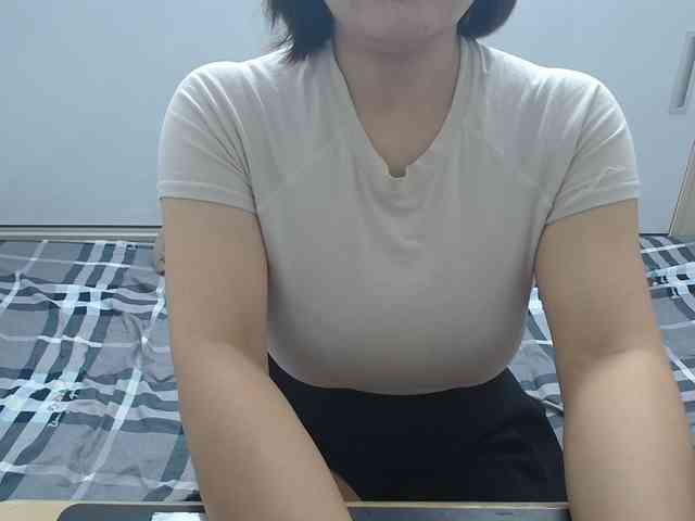 ElenaSex90 webcam
