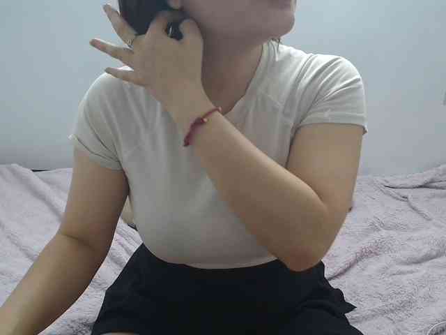 ElenaSex90 webcam