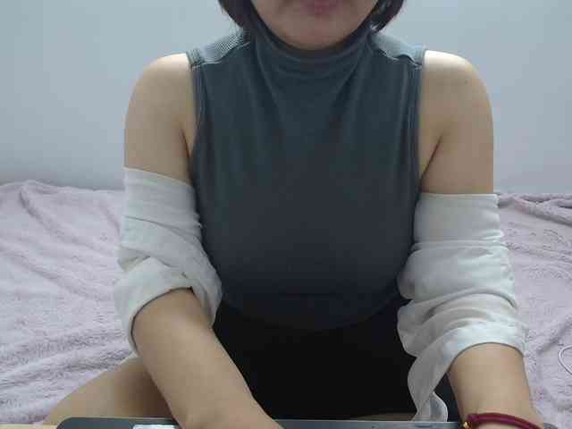 ElenaSex90 webcam