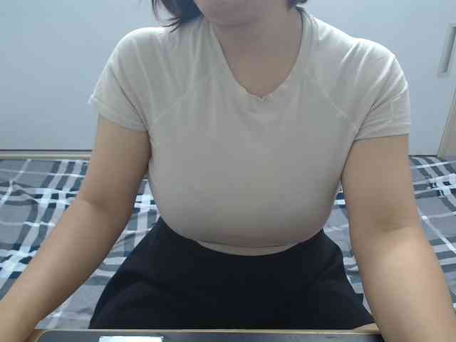 ElenaSex90 webcam
