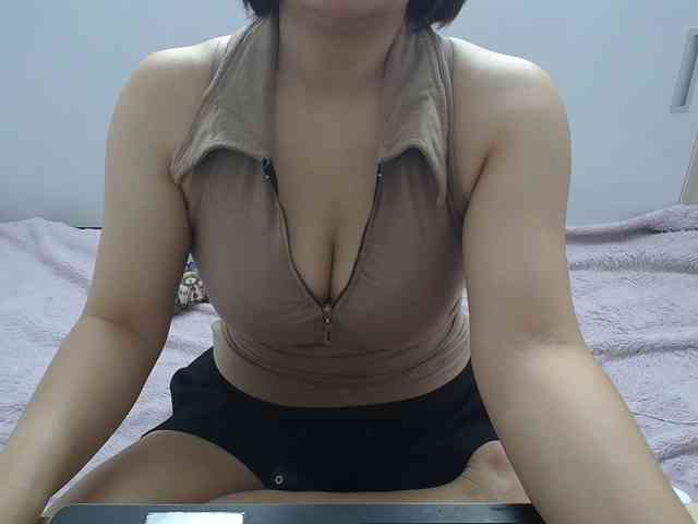ElenaSex90 webcam