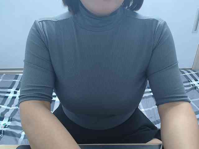 ElenaSex90 webcam
