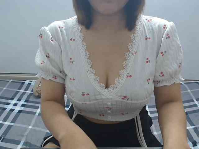 ElenaSex90 webcam