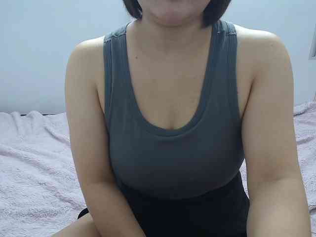 ElenaSex90 webcam