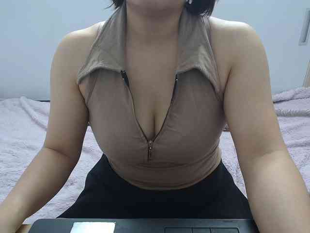 ElenaSex90 webcam