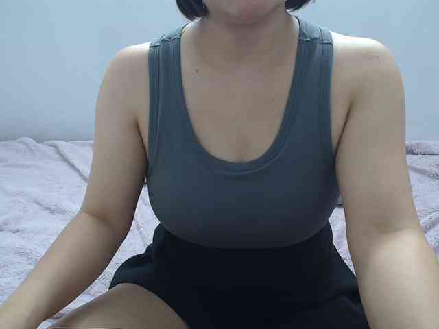 ElenaSex90 webcam