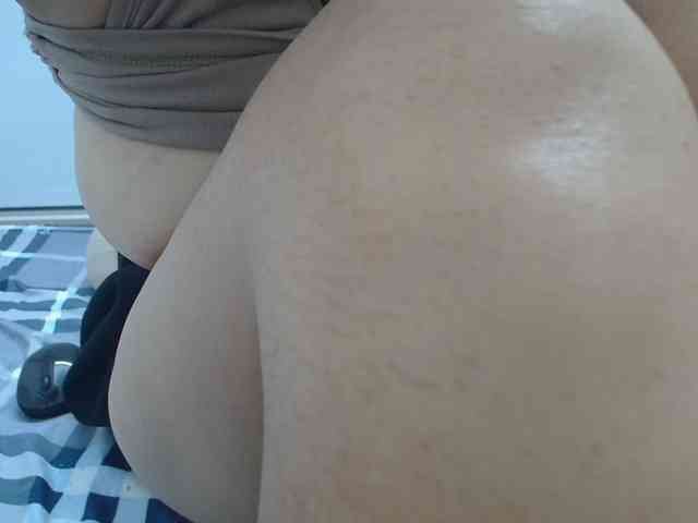 ElenaSex90 webcam