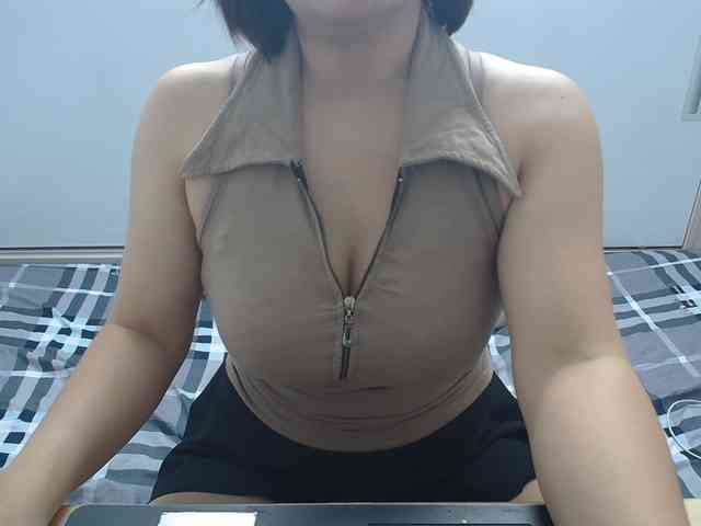 ElenaSex90 webcam