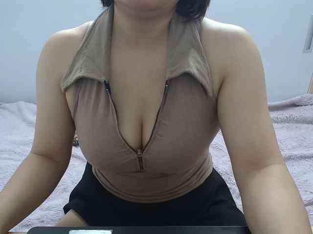ElenaSex90 webcam