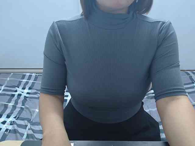 ElenaSex90 webcam