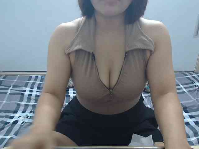 ElenaSex90 webcam