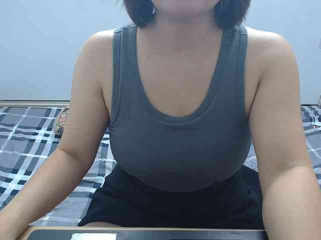 ElenaSex90 webcam