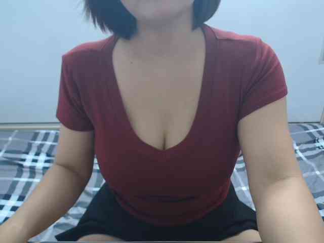 ElenaSex90 webcam