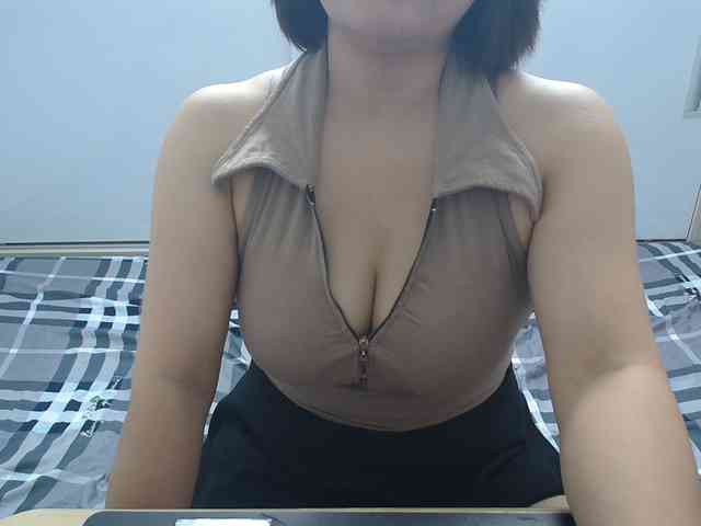 ElenaSex90 webcam