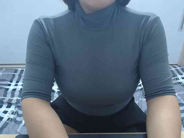 ElenaSex90 webcam