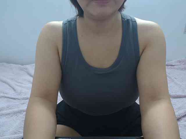 ElenaSex90 webcam