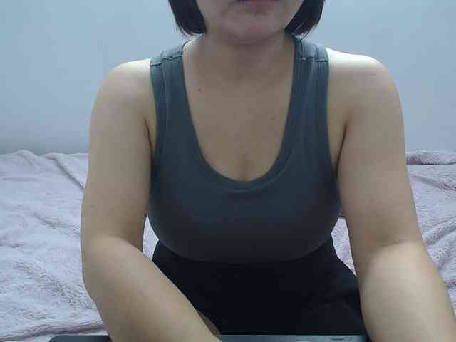ElenaSex90 webcam