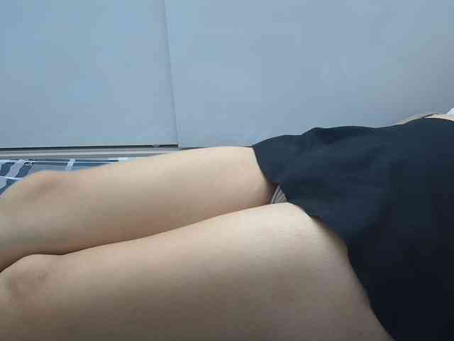 ElenaSex90 webcam