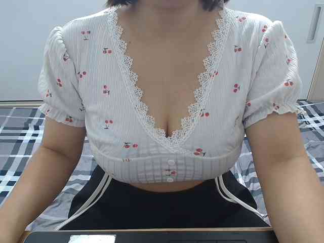 ElenaSex90 webcam