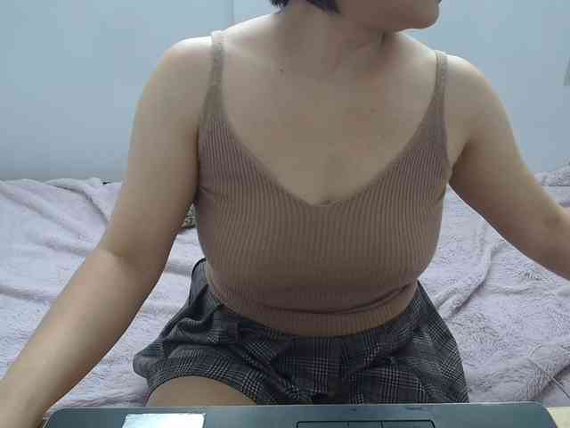 ElenaSex90 webcam