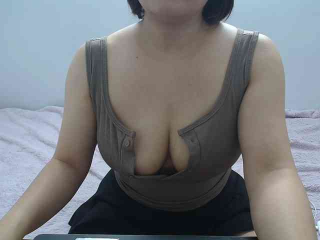 ElenaSex90 webcam