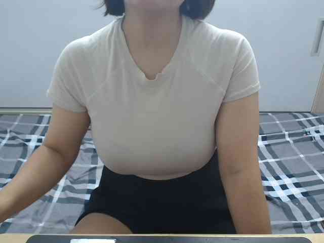ElenaSex90 webcam