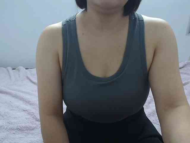 ElenaSex90 webcam