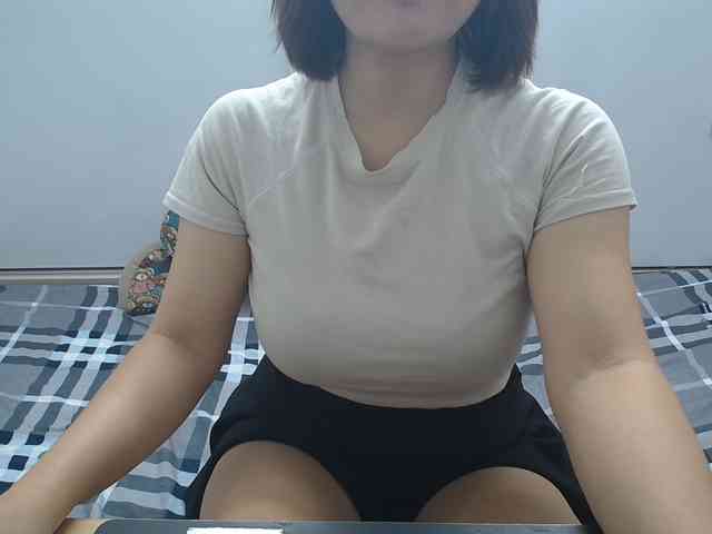 ElenaSex90 webcam