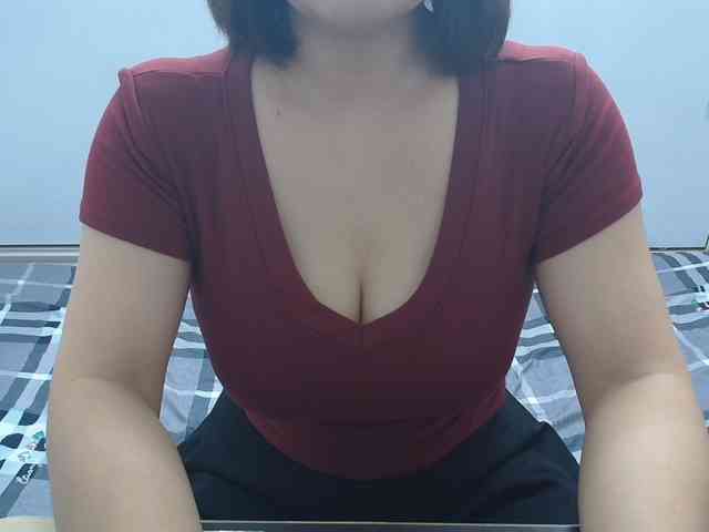 ElenaSex90 webcam