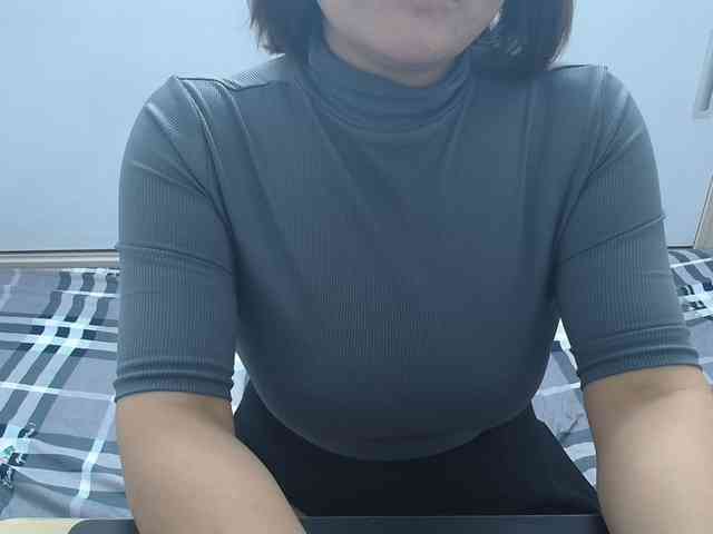 ElenaSex90 webcam