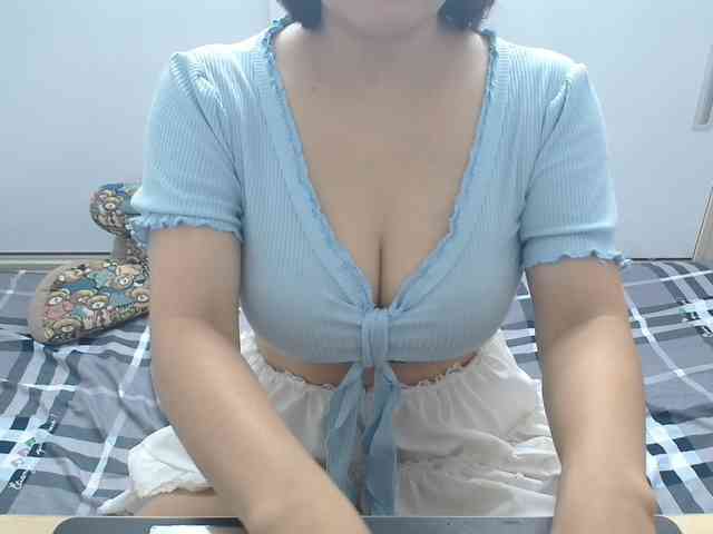 ElenaSex90 webcam