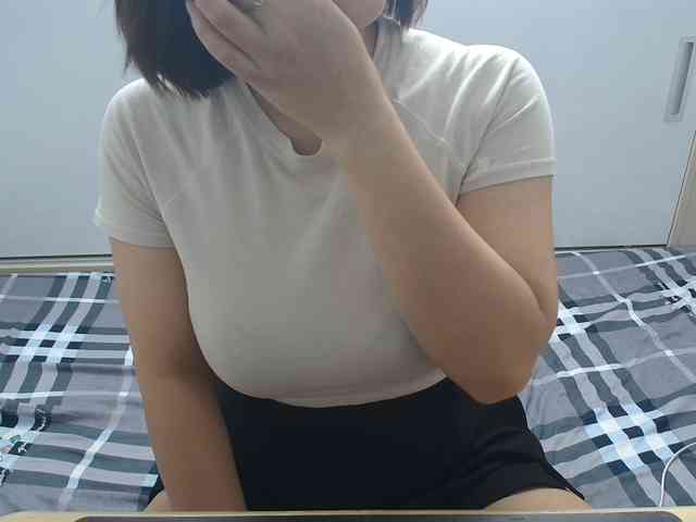 ElenaSex90 webcam