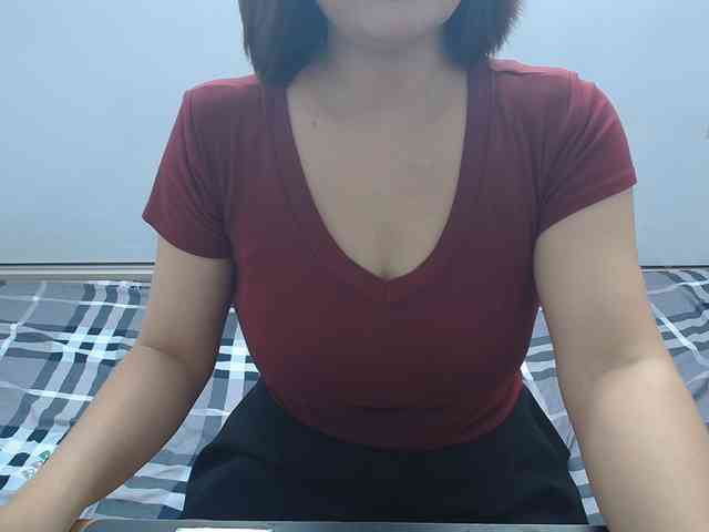 ElenaSex90 webcam