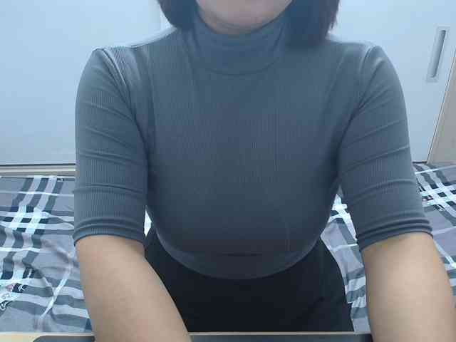 ElenaSex90 webcam