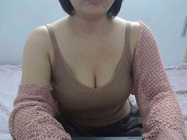 ElenaSex90 webcam