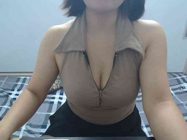 ElenaSex90 webcam