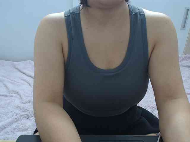 ElenaSex90 webcam